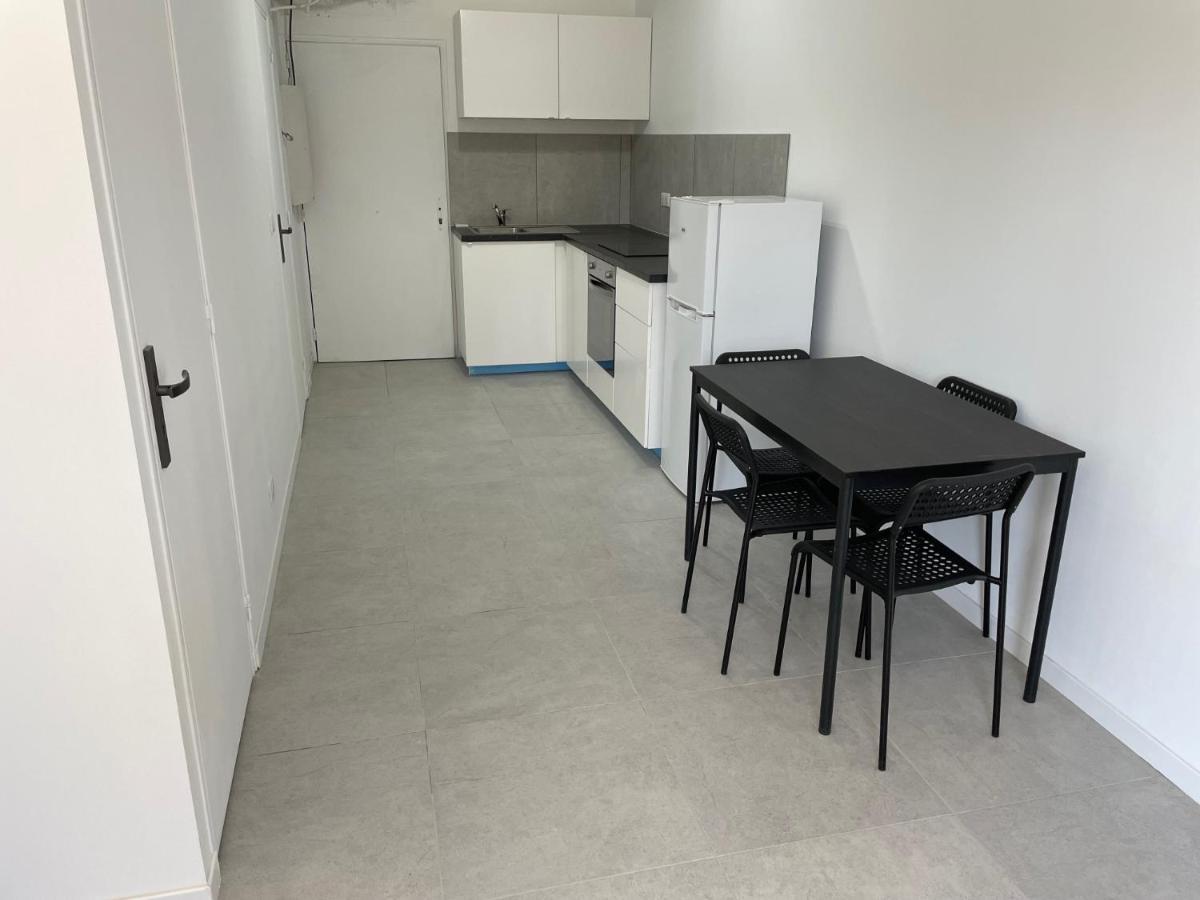 Appartement 30 M2, Piscine Et Parking Prive Mouans-Sartoux Exterior photo