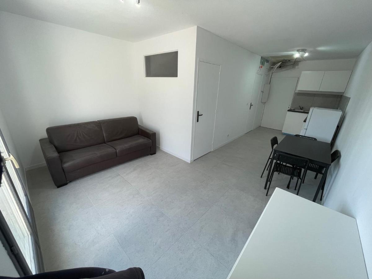 Appartement 30 M2, Piscine Et Parking Prive Mouans-Sartoux Exterior photo