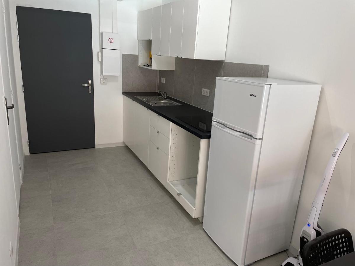 Appartement 30 M2, Piscine Et Parking Prive Mouans-Sartoux Exterior photo