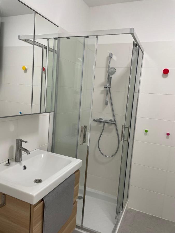Appartement 30 M2, Piscine Et Parking Prive Mouans-Sartoux Exterior photo